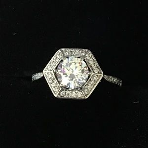 Fragrant Jewels ring believe collection